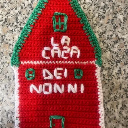 La Casa Dei Nonni * Bracciano (Rome)